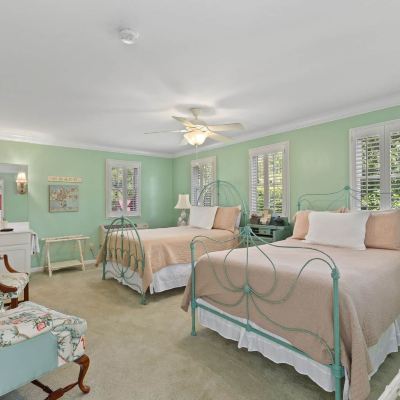 The Meadowlark Green Tree Inn Promo Code