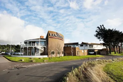 Langstone Quays Resort, Portsmouth Отели в г. 