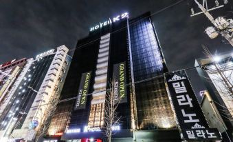 K2 Hotel