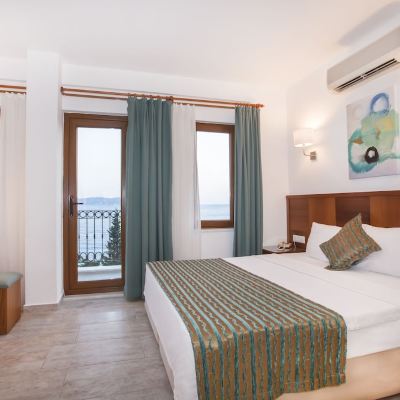 Deluxe Room With Balcony And Sea View Medusa Hotel Promo Code