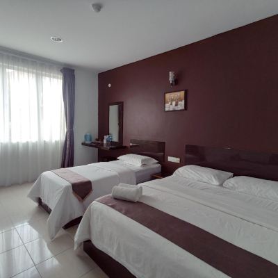 Standard Triple Room Station Inn Hotel Promo Code