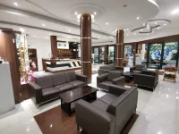 Seventeen Hotel
