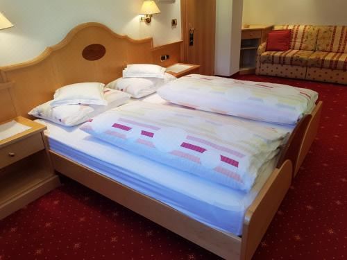 带阳台的三人房