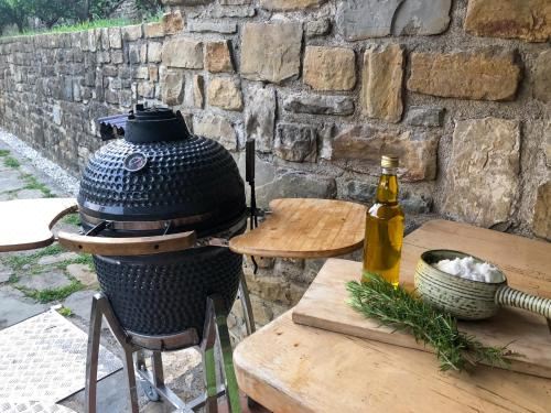 带阳台的两卧室公寓