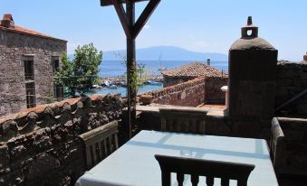 Assos Tas Ev Pansiyon - Housity