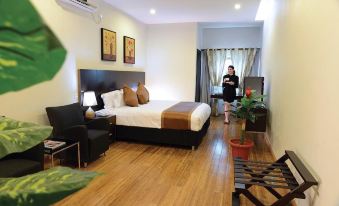 Timor Plaza Hotel & Apartments