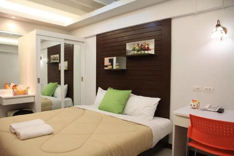 ห้องสแตนดาร์ด เตียงใหญ่หรือเตียงแฝด
