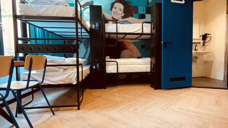 Heart of Amsterdam Hotel 外観