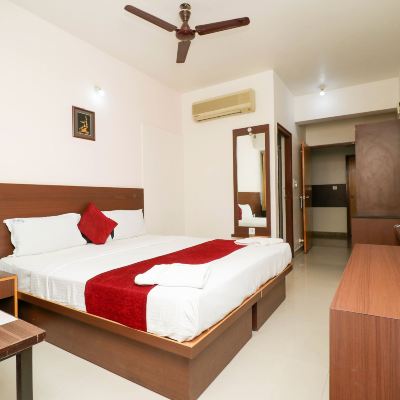Superior Room With Air Conditioner