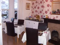 Diamonds Lodge Near York Hospital