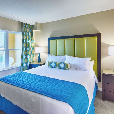 Deluxe King Suite, Pool View Vacation Village at Parkway Promo Code