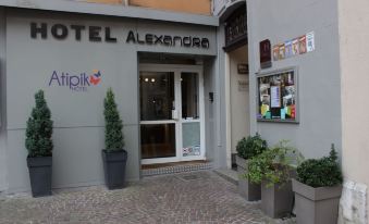 Atipik Hôtel - Housity