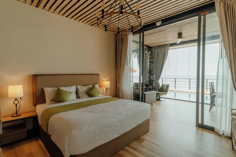 วิลล่าพาโนรามิค 2 ห้องนอนติดชายหาด