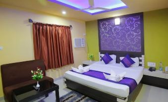 Hotel Surya Beach inn ! PURI near-sea-beach-and-temple fully-air-conditioned-hotel with-lift-and-parking-facility - Housity