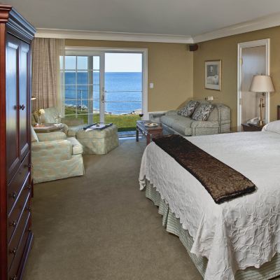 Harborview Luxury King (Riverview, Upper or Ground Floor) Stage Neck Inn Promo Code