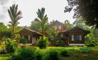 Kenaki Lodge - Housity