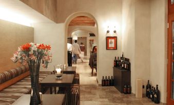 Heritage Hotel Kukuriku - Housity
