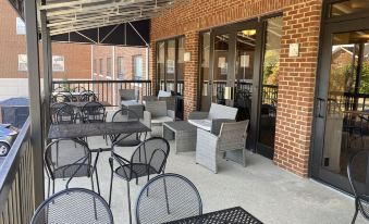 Bluegrass Extended Stay - Housity