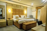 Immaculate Royal International hotel. Hotels in 