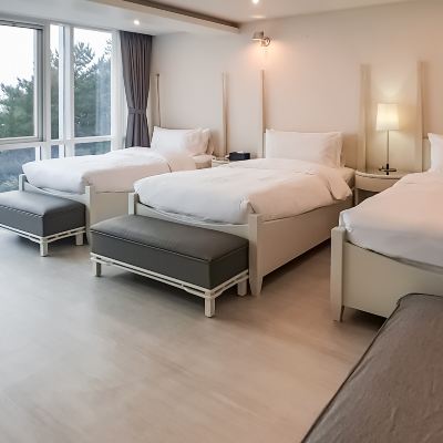 디럭스 오션 뷰 3인룸 (본관) 부엉이호텔 쿠폰