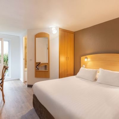 Standard Queen Room Sure Hotel by Best Western Plaisir Promo Code
