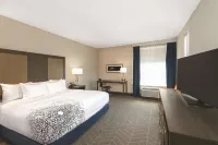 La Quinta Inn & Suites by Wyndham Opelika Auburn