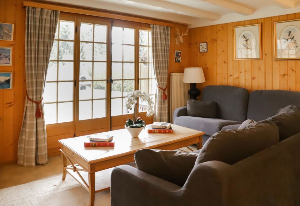 三卧室小木屋