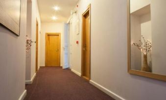 Guesthouse Jakob Lenz - Housity