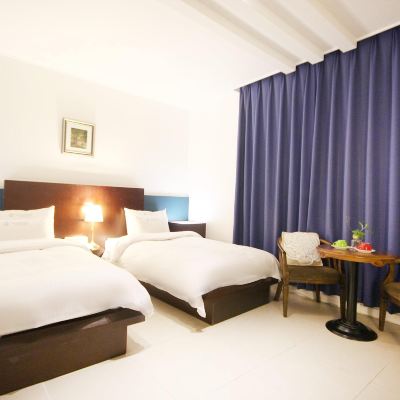 Twin Room Charmant Hotel Promo Code