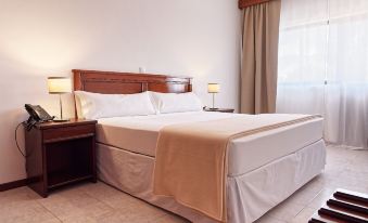 Hotel Central Santa Maria - Housity