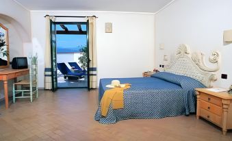 Hotel Poseidonia - Housity