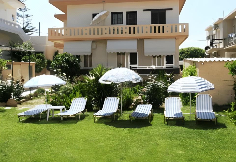 Hotel Nicolas Studios & Apartments, Exterior, Garden