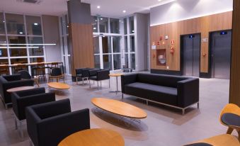Hotel Caiuá Blumenau - Housity
