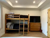 Brand New 2 Bdr. Townhome Minutes from Windham Mtn فنادق في ويندهام
