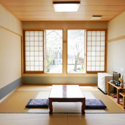 和風デラックスルーム(共用バスルーム) 秋山郷結東温泉かたくりの宿 クーポン