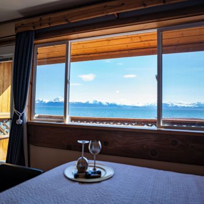 Deluxe Studio Suite, 1 King Bed with Sofa Bed, Ocean View, Oceanfront Homer Inn and Spa Promo Code