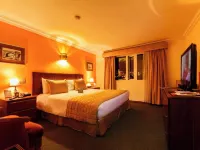 Hotel El Conquistador Hotels in Cuenca