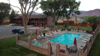 Austin's Chuckwagon Lodge