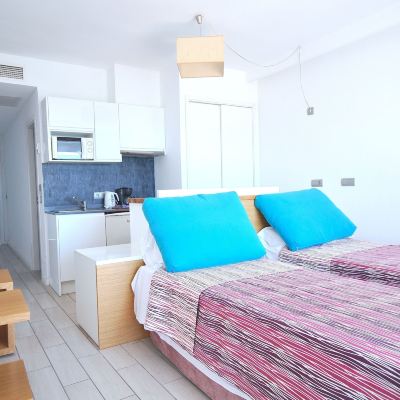 Standard Studio with Balcony Houm Plaza Son Rigo Promo Code