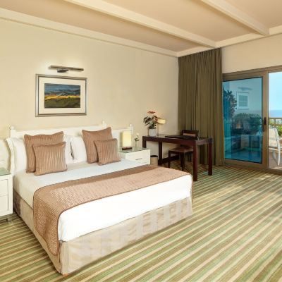 Standard Queen Room Le Royal Hotel - Beirut Promo Code