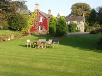 Collaven Manor Hotels in 