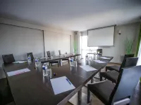 新蒙塔吉斯休息設計INN飯店