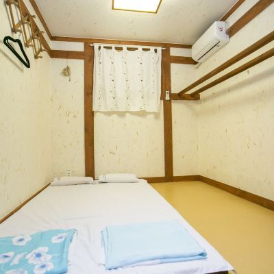 트래디셔널 더블룸 (공용욕실) 북촌마루 한옥 게스트하우스 쿠폰
