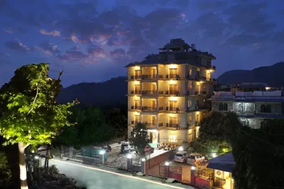 Pokhara Choice Inn โรงแรมใน