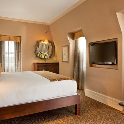 Classic King Room Chestnut Hill Hotel Promo Code