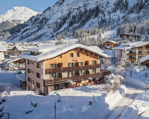 Hotel Appartement Roggal Hotels in Lech