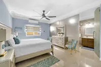Beachfront 4 Bedroom Luxury Villa with Pool, Chef, Butler  호텔