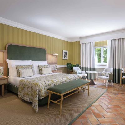 Family Suite M'Ar de AR Muralhas Promo Code