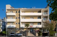 Hotel Capri