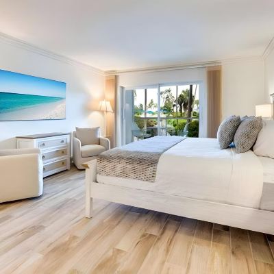 Pool Gulf View First Floor King ADA Sanibel Inn Promo Code